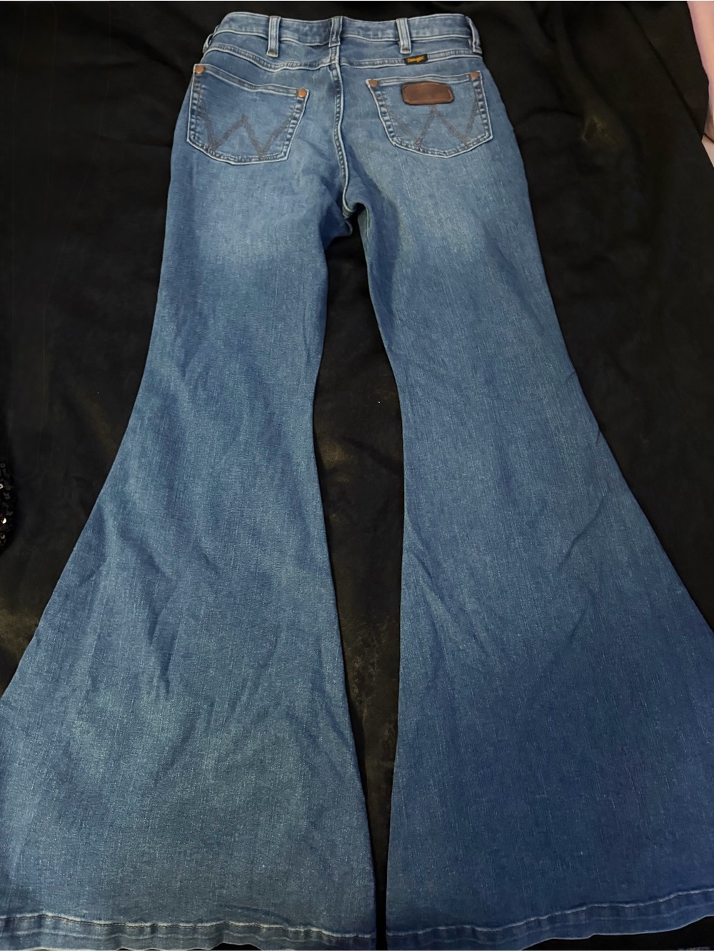 Wrangler Women’s Blue Flare Jeans with Wide Bell Leg - Picture 5 of 6